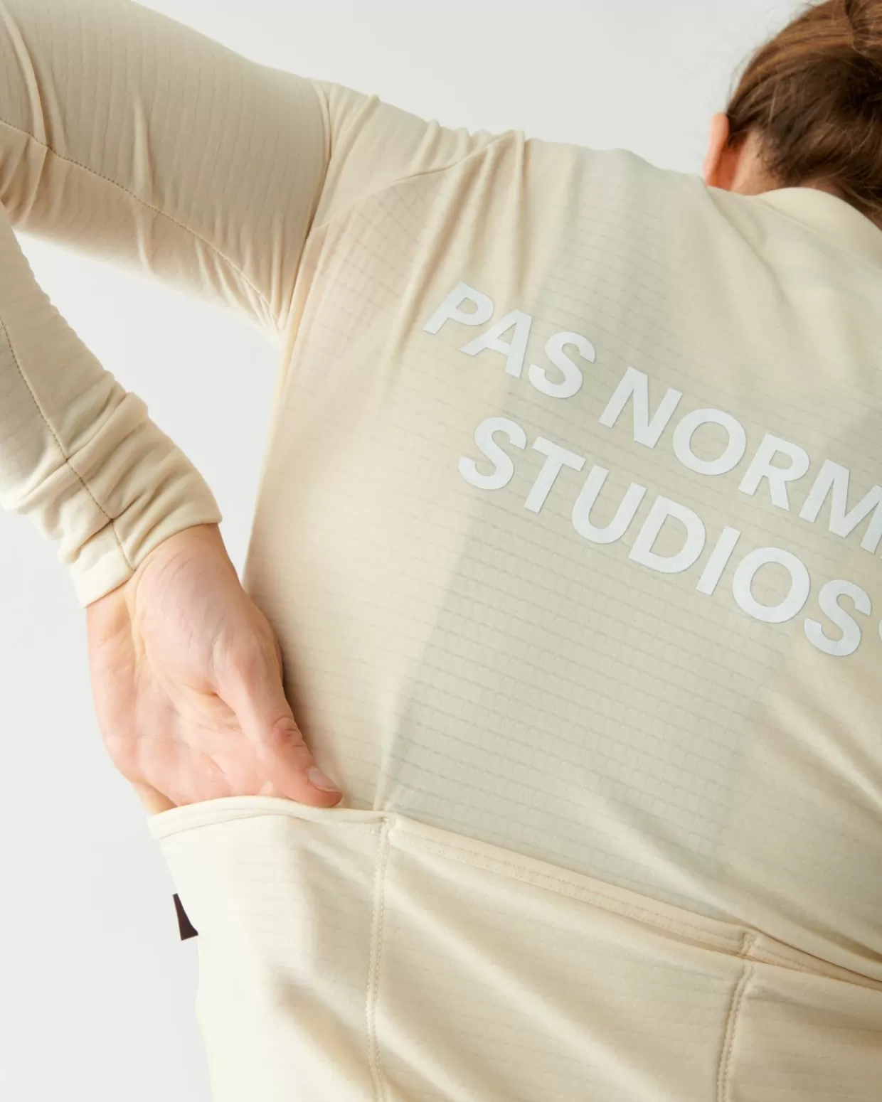 Jerseys^Pas Normal Studios Women's Essential Long Sleeve Jersey — Off White